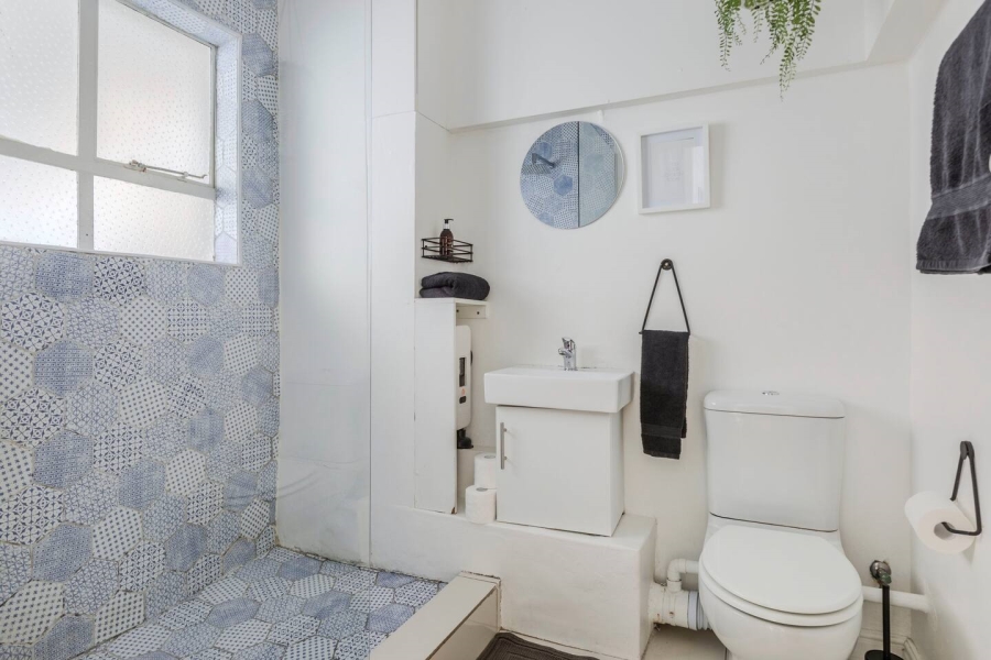 To Let 2 Bedroom Property for Rent in Gardens Western Cape